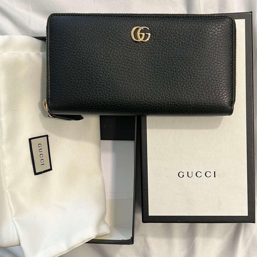 Authentic Gucci Wallet